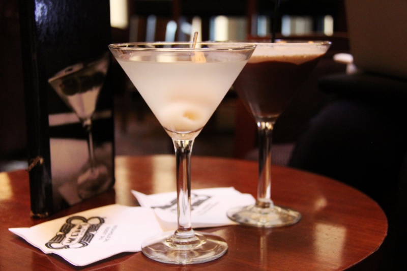 brasserie-LA MARTRE-min_martini_bar_lychee_chocolate_alcohol_liquor_happy_hour_happy-910161